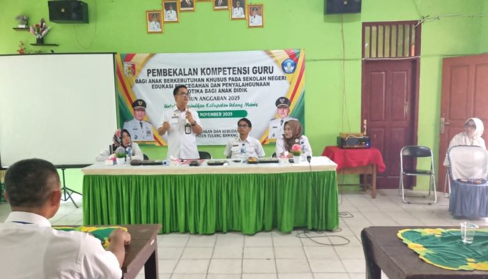 Plt. Kadis Pendidikan Tuba Buka Pembekalan Guru ABK dan Edukasi P4GN