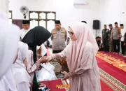 Pengajian Akbar Al-Hidayah Pesawaran Berbagi Bersama Anak Yatim dan Dhuafa di Bulan Suci
