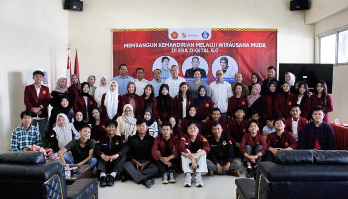 FH UTB Gelar Seminar Wirausaha Muda di Era Digital 